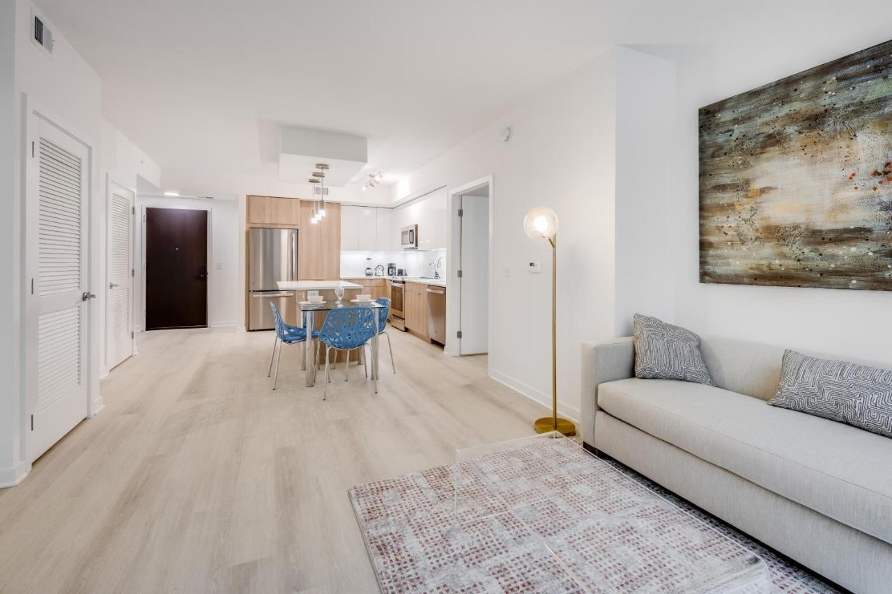 Global Luxury At Capitol Hill 4*