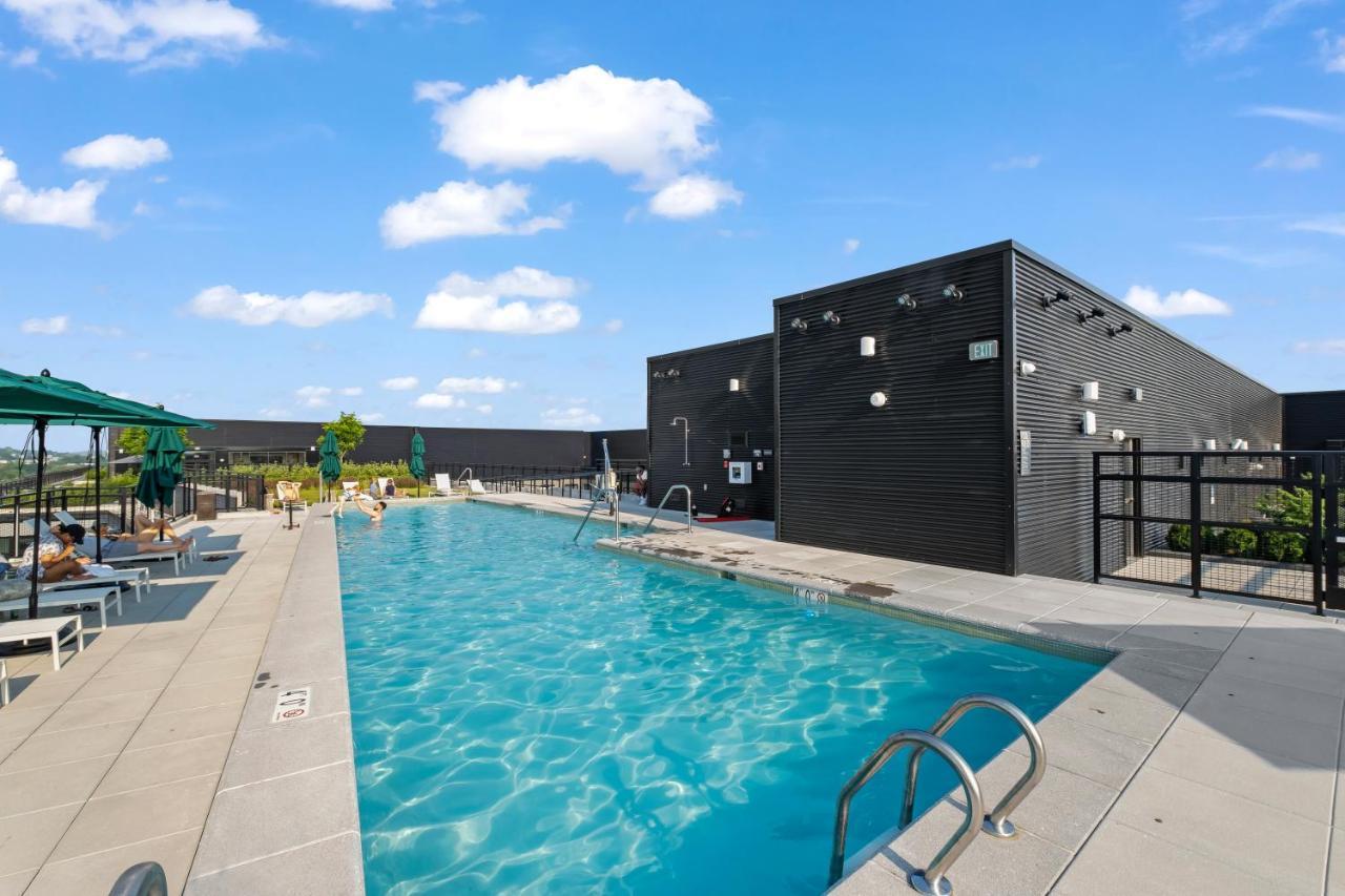 Global Luxury At Capitol Hill 4*