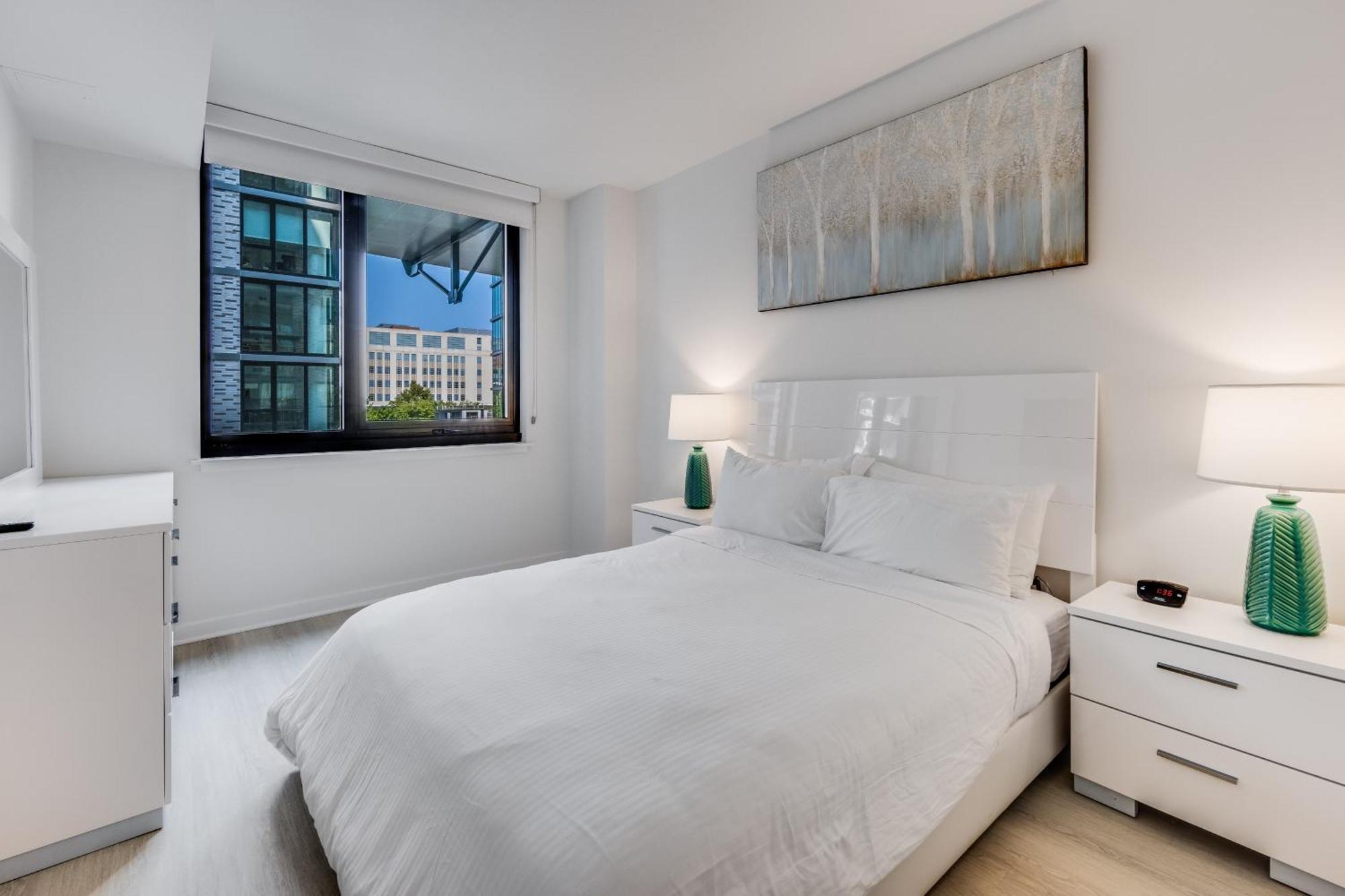 Global Luxury At Capitol Hill 4*