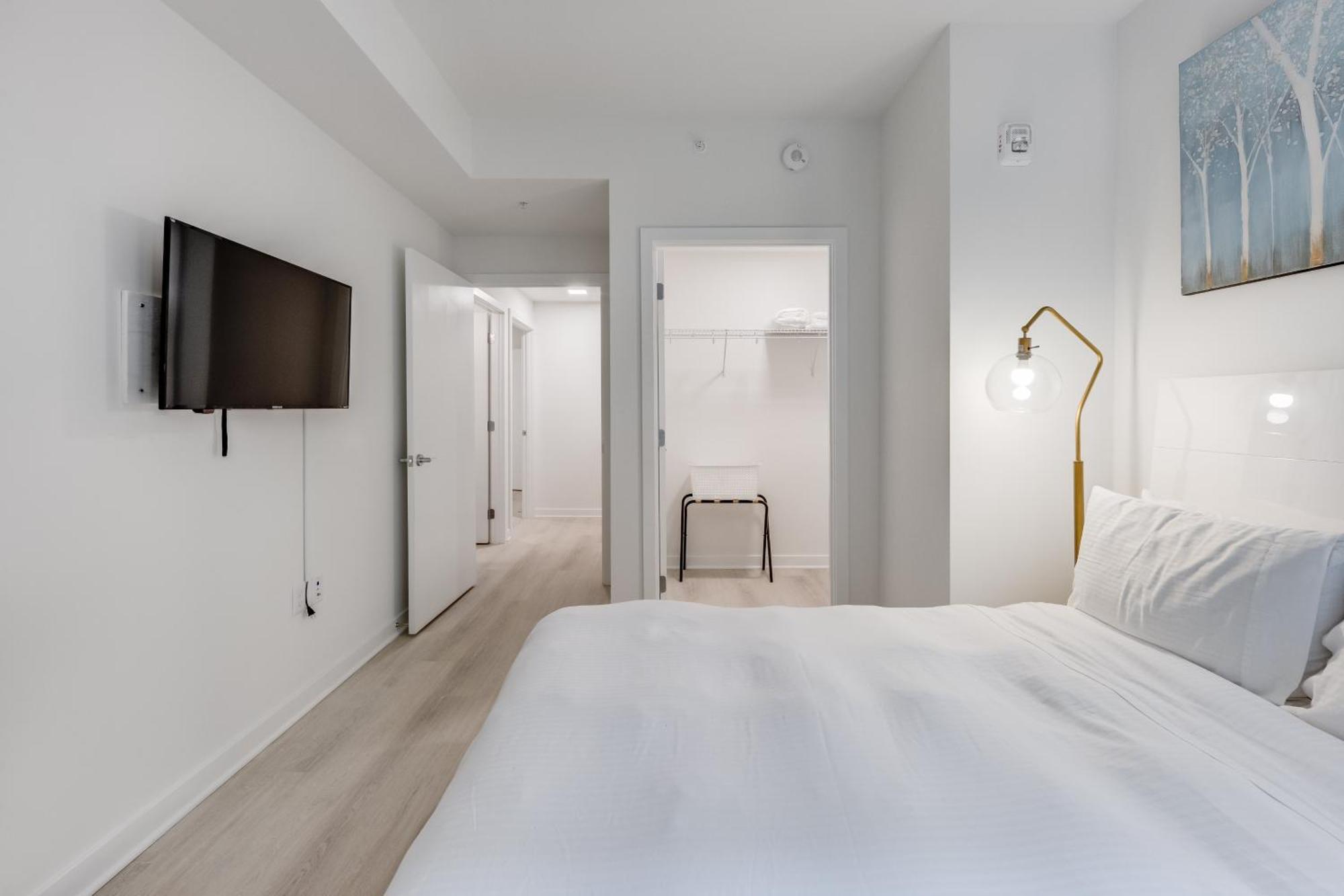 Hotel Global Luxury At Capitol Hill 4*